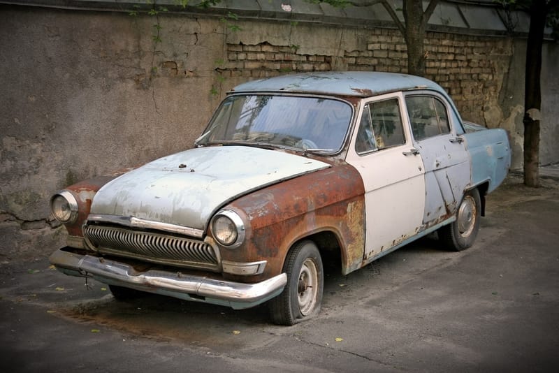 rusty car